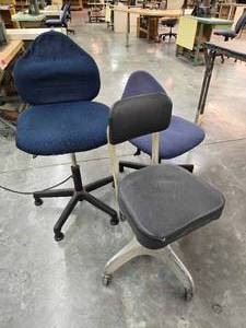 lot 13117 image: (3) Industrial Sewing Machine Operator Chairs