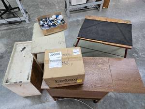 lot 13119 image: Enduro 550W Electric Servo Motor with Storage Cabinets and Cart