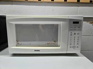 lot 24599 image: Kenmore Microwave Oven Model 721.66022500 1000W
