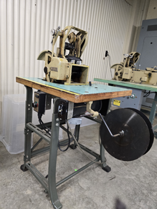 lot 13059 image: Elize Industrial Cold Cutter Machine with Stand and Motor
