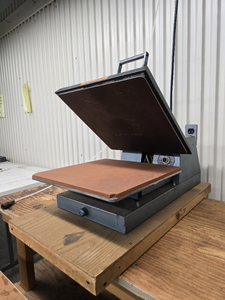 lot 13060 image: Commercial Heat Press Machine with Temperature Control