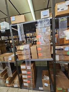 lot 23029 image: Assorted Lot Of Clear Plastic Bags