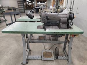 lot 17758 image: Commercial Singer Sewing Station