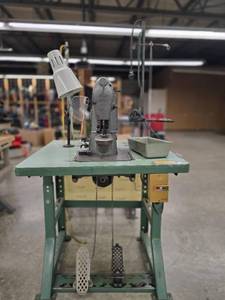 lot 17763 image: Commercial Singer Sewing Station