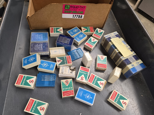 lot 17788 image: Singer and Schmetz Sewing Machine Needles Lot
