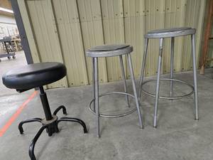 lot 17818 image: (3) Assorted Barstools
