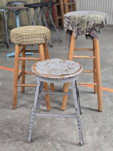 lot 17820 image: (3) Assorted Barstools