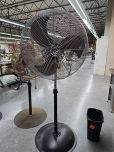 lot 17825 image: Maxx Air High Velocity Freestanding Fan