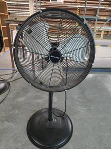 lot 17831 image: 22in Aire One Freestanding Fan