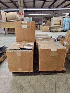 lot 14775 image: Pallet of Black Leather Scraps