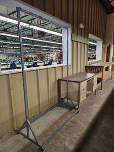 lot 14810 image: Metal Desk And Metal Rack
