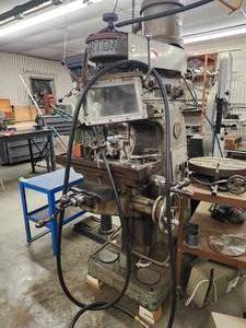 lot 8761 image: Borton Milling Machine with Master Electric Motor and Cutler-Hammer Control