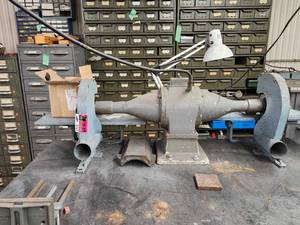 lot 8763 image: Handrib Model 4 Industrial Metal Shear and Table