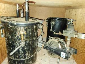 lot 44008 image: Industrial items, lights and more