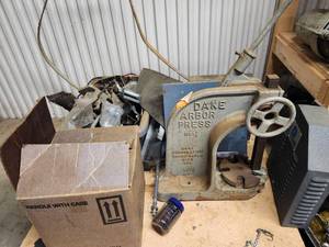 lot 44024 image: Dake Arbor Press No. 1 12 - 1918 Vintage Industrial Press