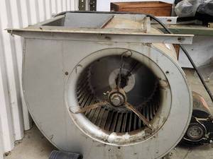 lot 44044 image: Dayton 6K778A Industrial Blower with 13 HP Split Phase Motor