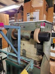 lot 44074 image: Sutton Side Lap Industrial Seaming Machine