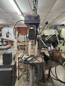 lot 8762 image: Sears Craftsman Drill Press