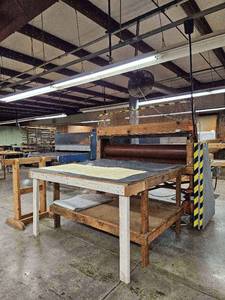 lot 8526 image: Federal Pacific Industrial Heat Press Model 3332SN