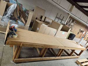 lot 14875 image: Wooden Work Bench