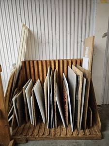 lot 14882 image: Assorted Lot Of Plastic And Wooden Cutting Boards