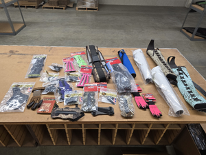 lot 16436 image: Shooting Accessories Lot - Arm Guards, Gloves and Protective Gear