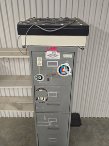 lot 45415 image: Weigh-Tronix 3835 Digital Scale 250lb Capacity and Diling Cabinet