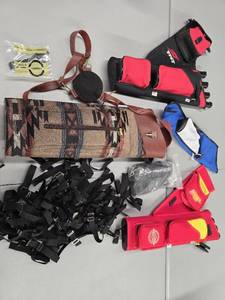 lot 11865 image: Assorted Lot of Quivers and More