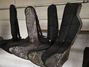lot 11867 image: (4) Nylon And Camo Cross Bow Cases