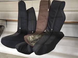 lot 11868 image: (4) Assorted Nylon and Camo Cross Bow Cases