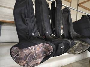 lot 11869 image: (4) Assorted Nylon and Camo Cross Bow Cases