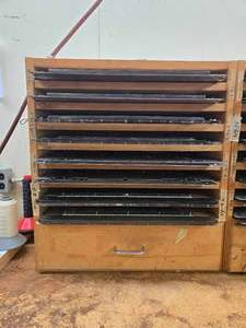 lot 42952 image: Industrial Storage System