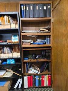 lot 48133 image: Oak Office Bookshelf