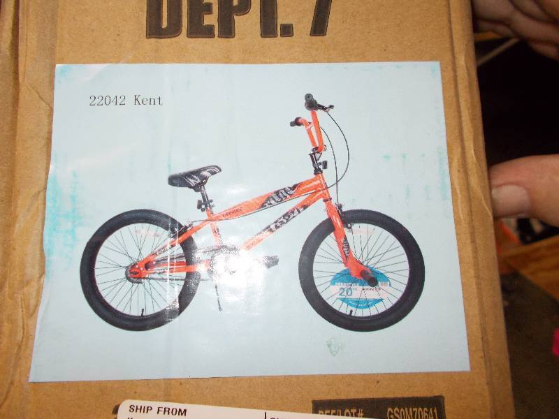 lot 1656 image: Kent Kids Bike
