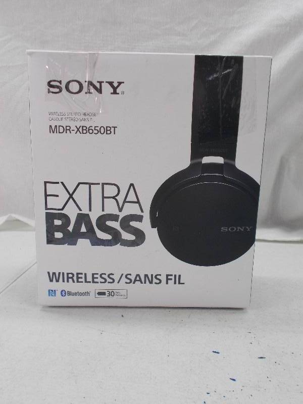 lot 1658 image: Sony Extra Bass Wireless Headphones