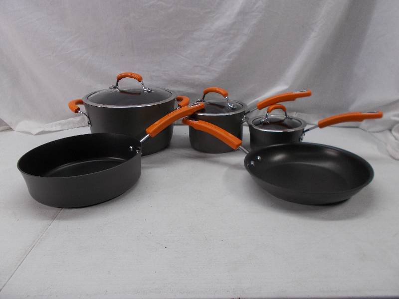 lot 1662 image: Rachel Ray Cook set