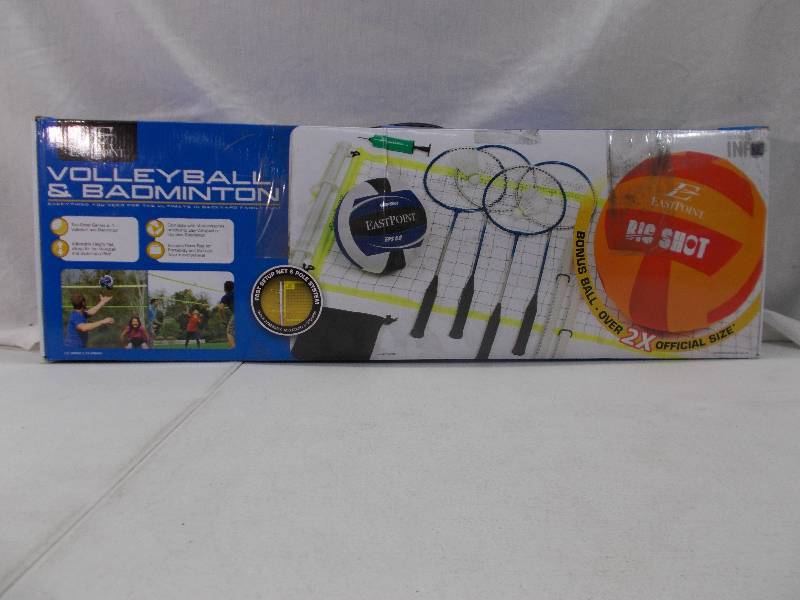 lot 1667 image: Volleyball Badminton Set