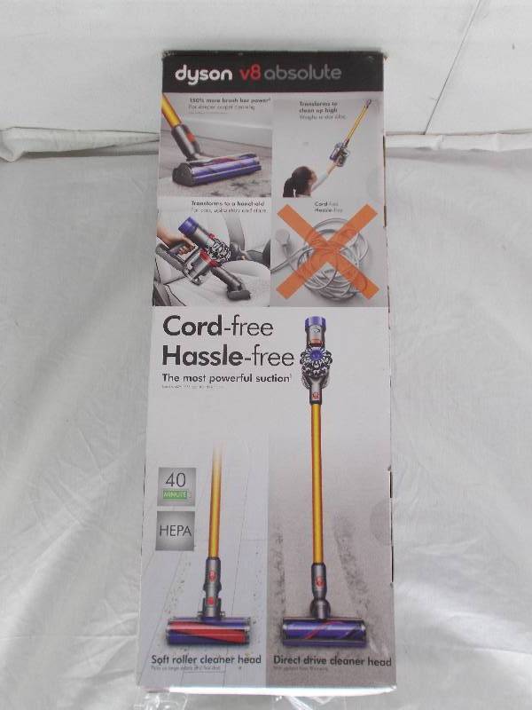 lot 1672 image: Dyson V8 Absolute