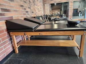 lot 21077 image: Tru Medical Adjustable Treatment Table with Face Cradle