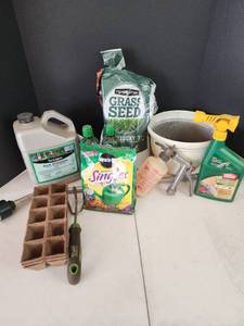 lot 301 image: Lawn & Garden Care Bundle - Pennington Grass Seed, Fertilizers, and Tools
