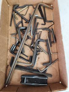 lot 322 image: Assorted Hex Keys and Allen Wrench Set