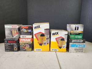lot 325 image: Automotive Oil Filters - Bosch, FRAM, WIX, Mobil 1, Quicksilver