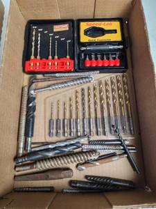 lot 355 image: Assortment of Drill Bits