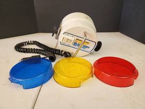 lot 387 image: Brinkmann Q-Beam Blue Max Spotlight with Color Filters