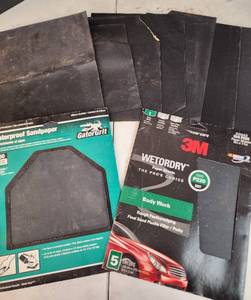 lot 395 image: 3M Wetordry P220 and GatorGrit 400 Sandpaper Sheets