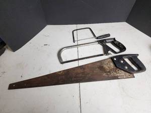 lot 423 image: 3 Vintage Saws