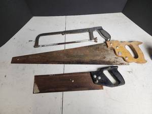 lot 424 image: Stanley Hand Saw with Hacksaws