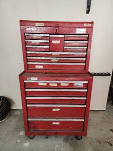 lot 480 image: Craftsman Home Tool Storage 65419 Tool Chest and Cabinet Combo