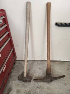 lot 483 image: Antique Sledgehammer and Pick Axe