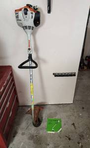 lot 493 image: STIHL FS40C String Trimmer with FS40 Shaft (Has Compression)